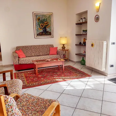 アパート Casa Riboni By Interhome